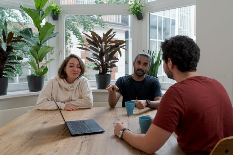 Crowdfunding de investimento no Brasil: Como participar e quais os riscos?