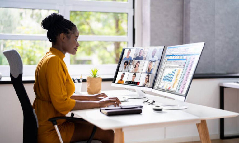 Managing personal finances for remote workers in the post-pandemic era